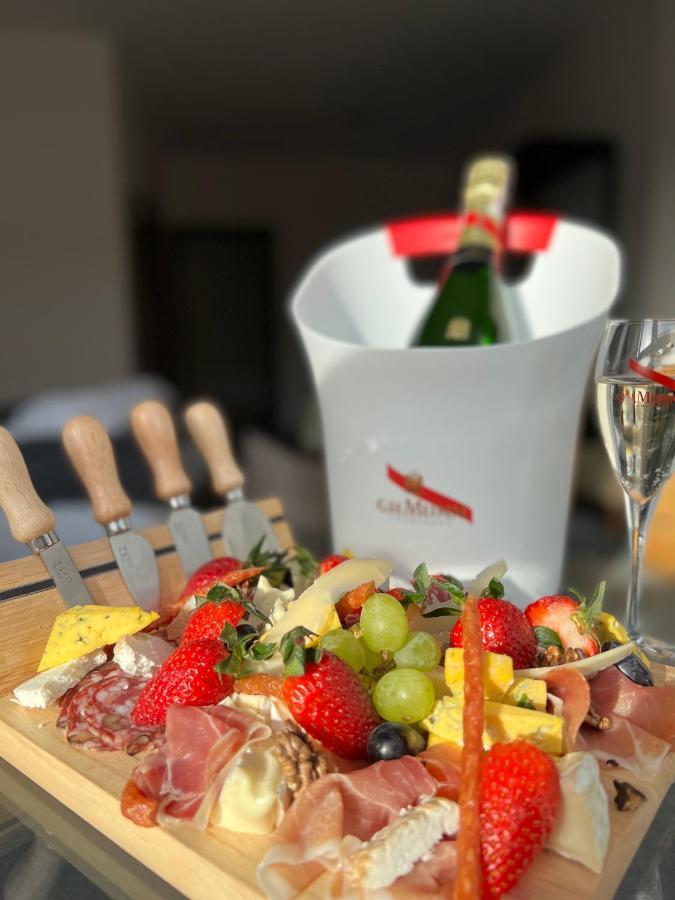 W Porcie Bed & Breakfast Władysławowo Екстериор снимка